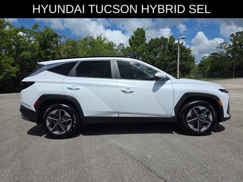 Used 2025 Hyundai Tucson SEL AWD/4WD image 2