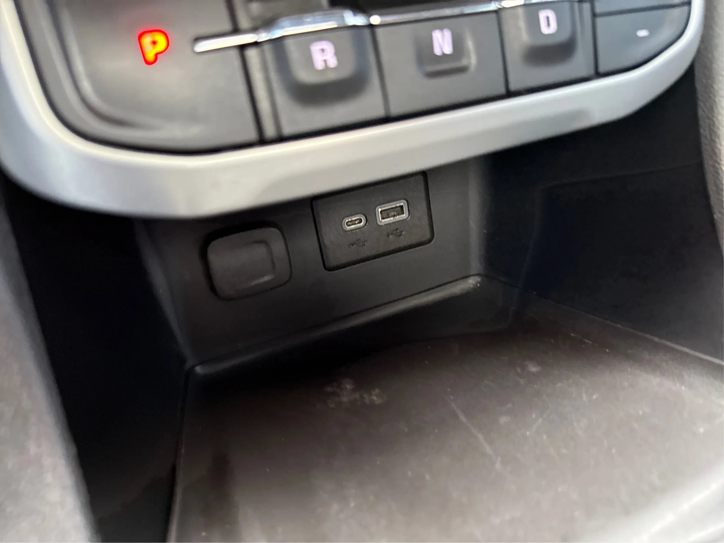 Used 2020 GMC Acadia SLE w/ Driver Convenience Package AWD/4WD image 39