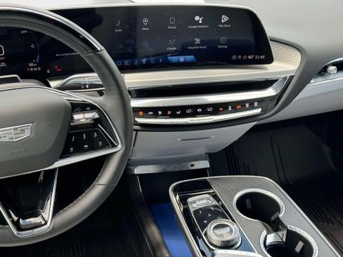 Certified 2023 Cadillac Lyriq 2WD image 3