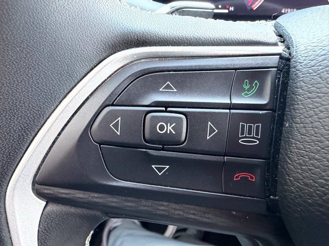 Used 2023 Jeep Grand Cherokee Altitude AWD/4WD image 33