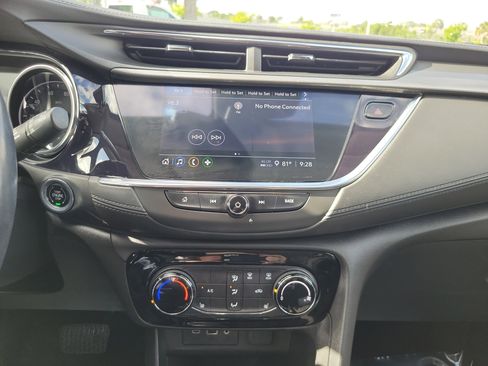 Used 2023 Buick Encore GX Preferred w/ Cold Weather Comfort Package FWD image 21