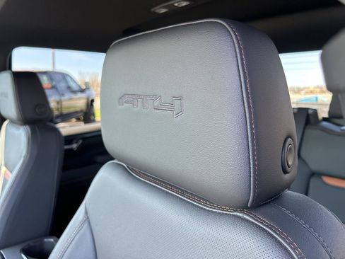 Used 2025 GMC Sierra 1500 AT4 AWD/4WD image 21