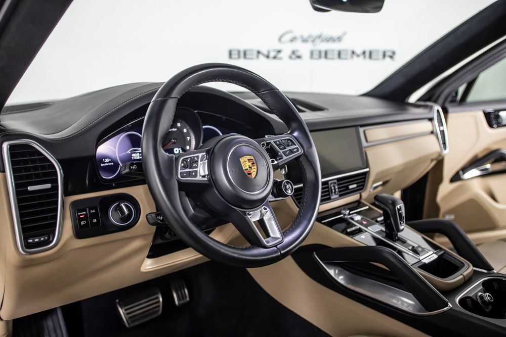 Used 2021 Porsche Cayenne Turbo AWD/4WD image 21