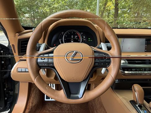 Used 2021 Lexus LC 500 Convertible w/ Touring Package RWD image 16
