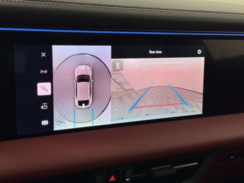 Certified 2025 Porsche Macan 4S Electric AWD/4WD image 21