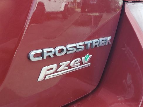 Used 2017 Subaru Crosstrek 2.0i Limited image 6
