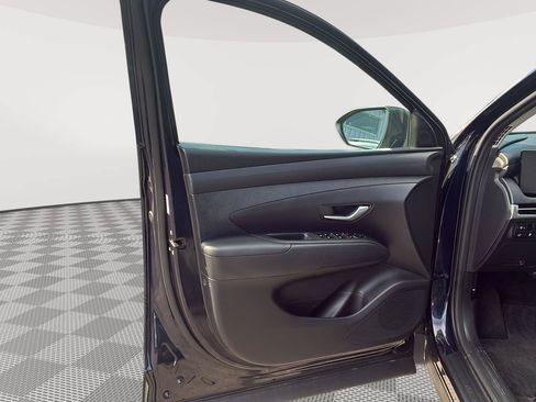 Used 2025 Hyundai Tucson SEL AWD/4WD image 28