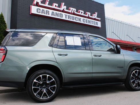 Used 2023 Chevrolet Tahoe RST w/ Luxury Package AWD/4WD image 17