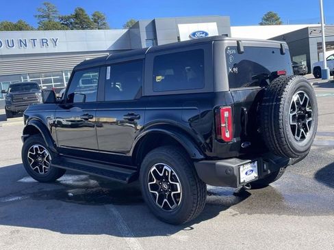New 2025 Ford Bronco Outer Banks image 3