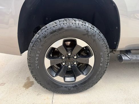 Used 2018 Chevrolet Tahoe LT AWD/4WD image 75