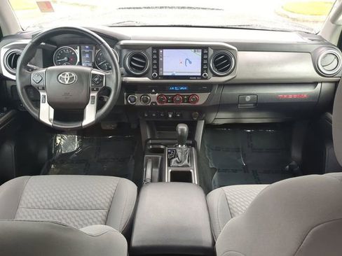 Used 2023 Toyota Tacoma SR5 AWD/4WD image 15
