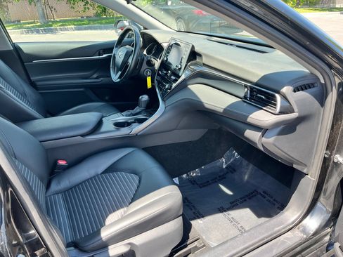 Used 2024 Toyota Camry SE FWD image 28