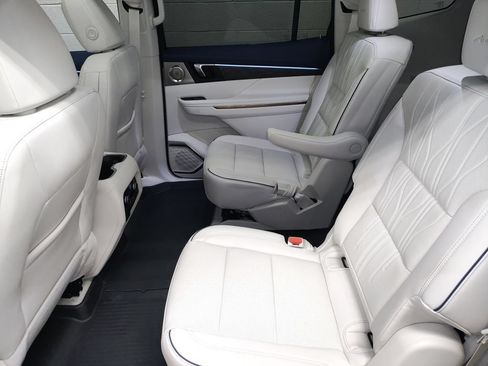 New 2026 Buick Enclave Avenir w/ Super Cruise Package AWD/4WD image 27