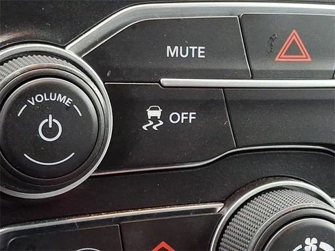 Used 2023 Dodge Charger SXT image 24