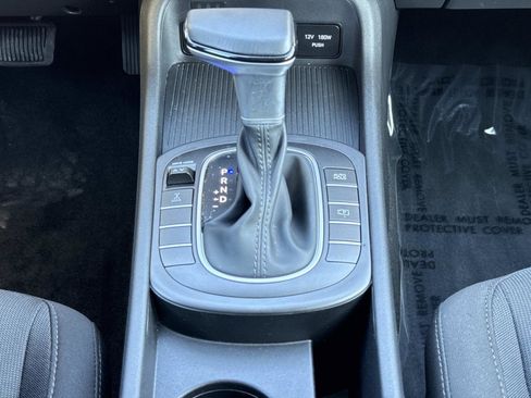 Used 2025 Hyundai Kona SEL image 6