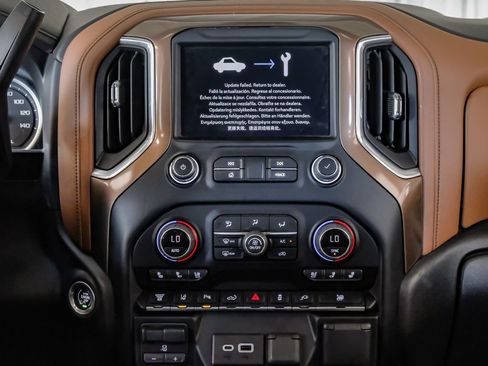 Used 2022 Chevrolet Silverado 3500 High Country w/ Technology Package AWD/4WD image 24