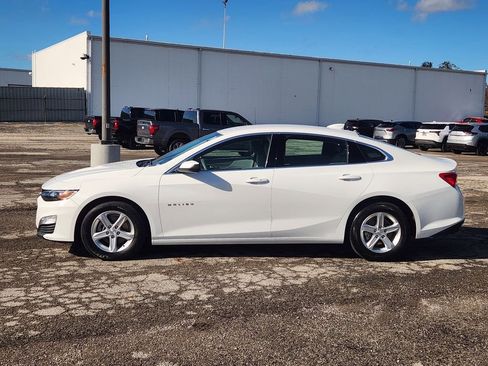 Used 2024 Chevrolet Malibu LT FWD image 4