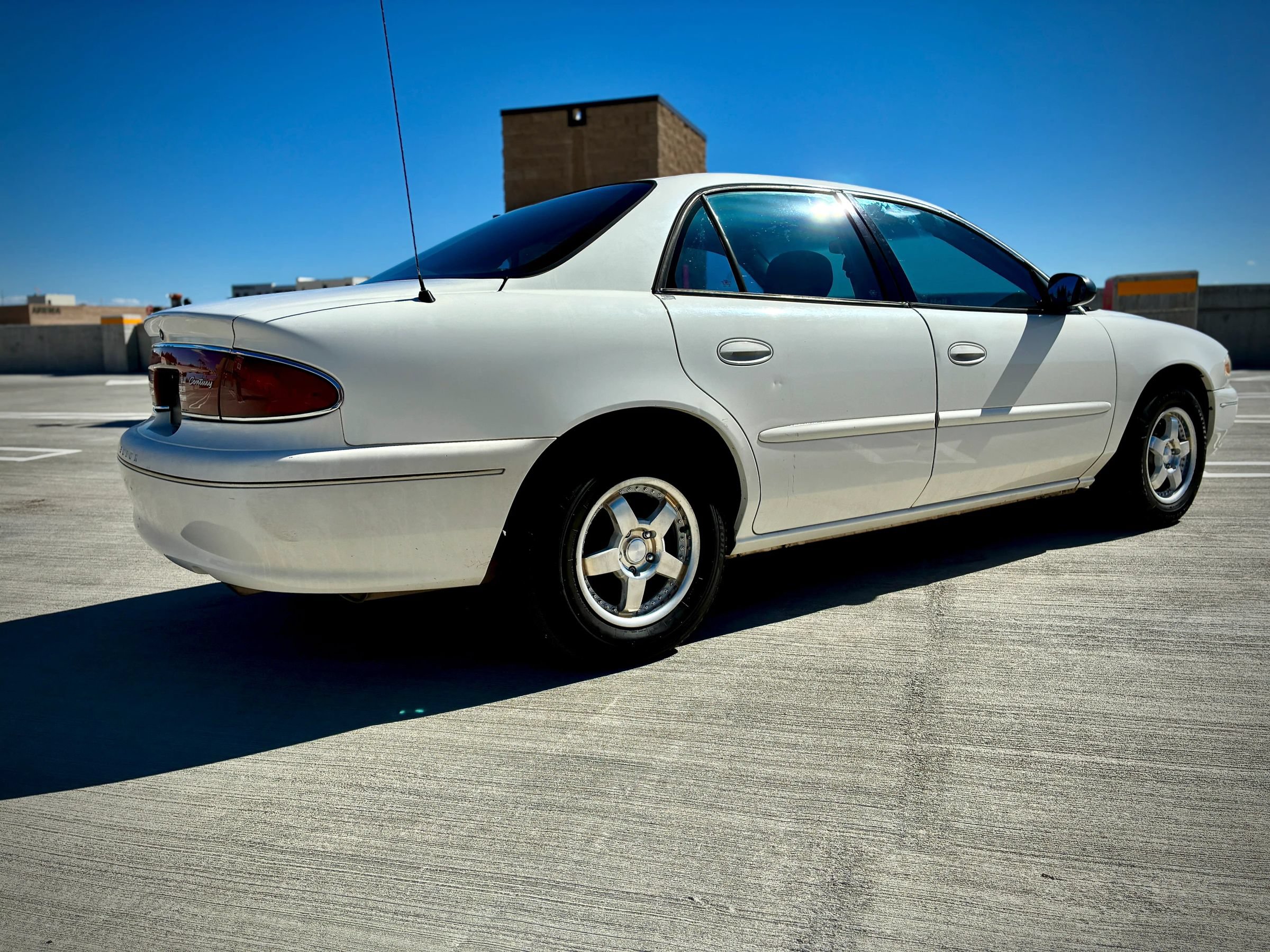 Used 2003 Buick Century Custom FWD image 11