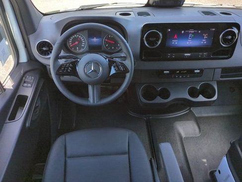 New 2026 Mercedes-Benz Sprinter 2500 image 16