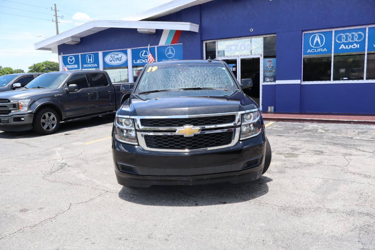 Used 2019 Chevrolet Suburban LT AWD/4WD image 8