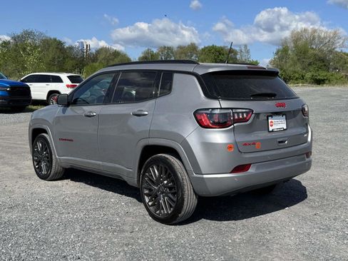 Used 2023 Jeep Compass Limited AWD/4WD image 4