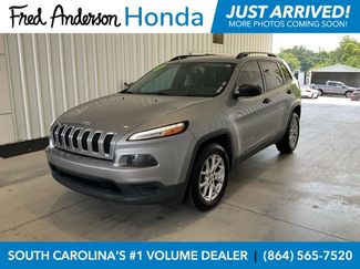 Used 2017 Jeep Cherokee Sport image 1