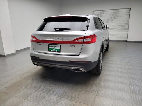 Used 2017 Lincoln MKX Select w/ Select Plus Package AWD/4WD image 7
