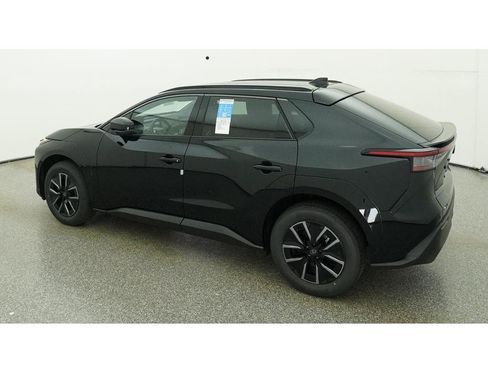 New 2026 Toyota bZ FWD image 4