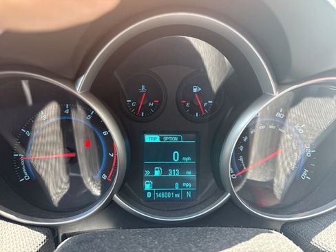 Used 2015 Chevrolet Cruze LT FWD image 13