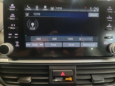Used 2020 Honda Accord Sport image 25