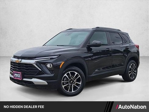 Used 2025 Chevrolet TrailBlazer LT AWD/4WD image 1