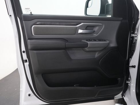 Used 2020 RAM 1500 Big Horn AWD/4WD image 19