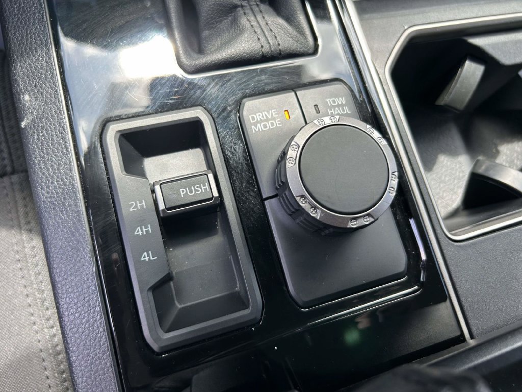 Used 2023 Toyota Tundra SR5 w/ SR5 Convenience Package AWD/4WD image 23