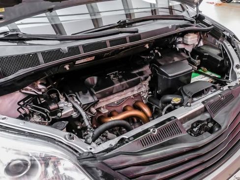 Used 2012 Toyota Sienna LE image 41