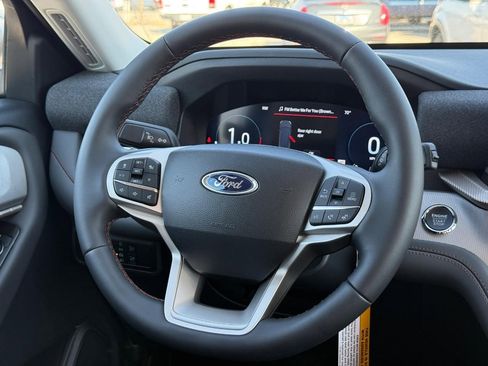New 2026 Ford Explorer Active image 8