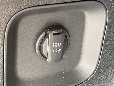 Used 2024 Kia Sportage EX FWD image 7