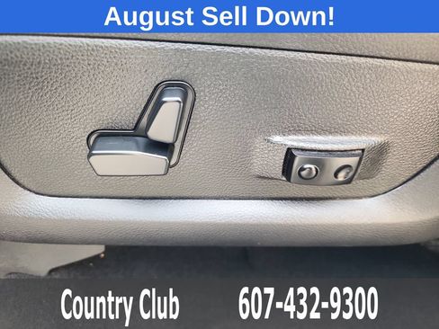 Used 2018 RAM 2500 Big Horn w/ Sport Appearance Group AWD/4WD image 12