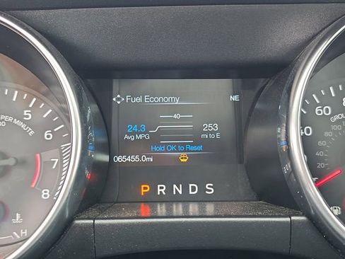 Used 2020 Ford Mustang Premium image 20