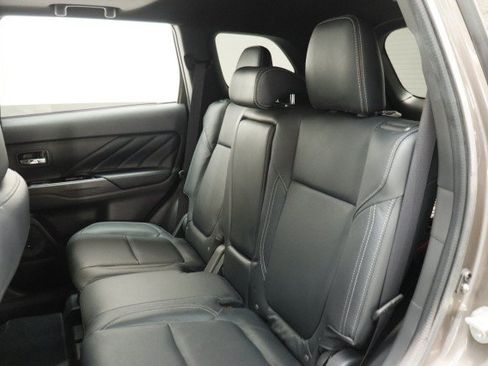 Used 2020 Mitsubishi Outlander SEL AWD/4WD image 29
