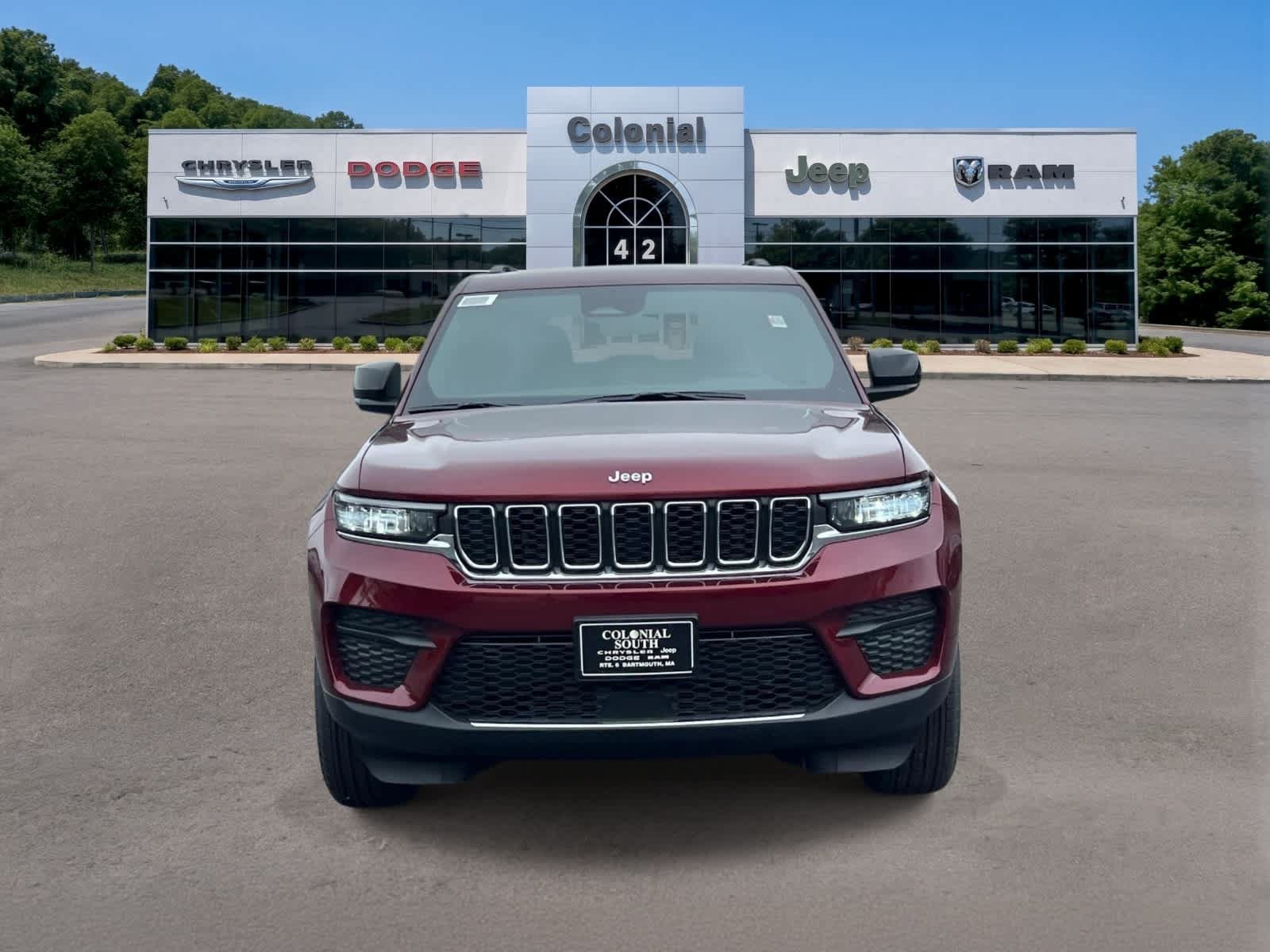 New 2026 Jeep Grand Cherokee Laredo AWD/4WD image 10