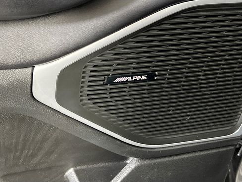 Used 2022 Jeep Wagoneer Series III w/ Flexible Seating Group image 19