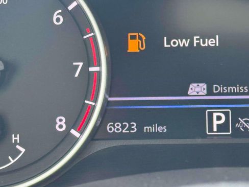 Certified 2025 Nissan Sentra SR w/ SR Premium Package image 27