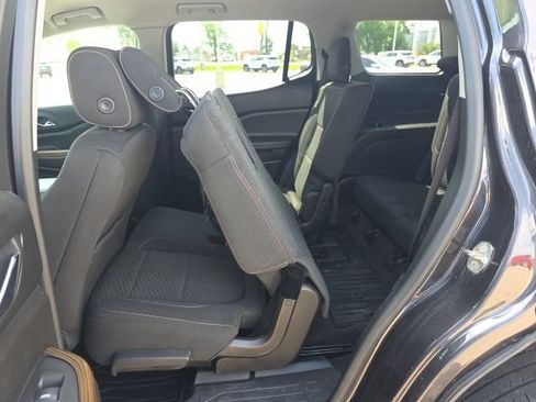 Used 2018 GMC Acadia SLE AWD/4WD image 34
