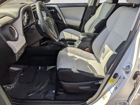 Used 2018 Toyota RAV4 XLE image 16