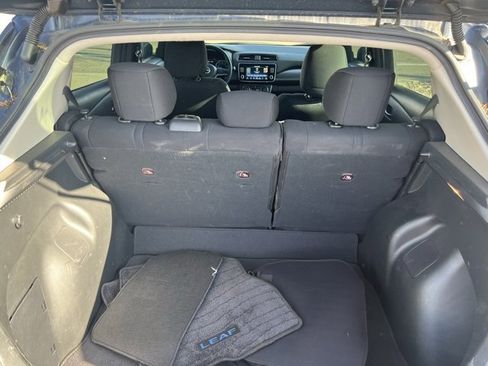 Used 2024 Nissan Leaf S image 7