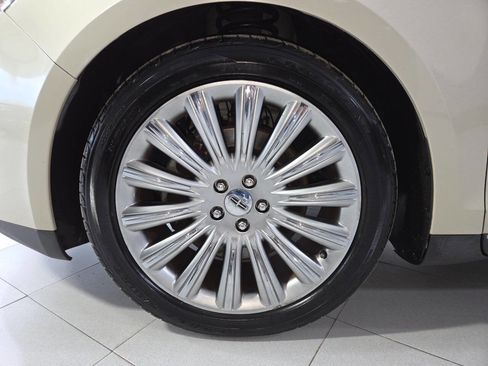 Used 2015 Lincoln MKS AWD w/ Equipment Group 101A image 12
