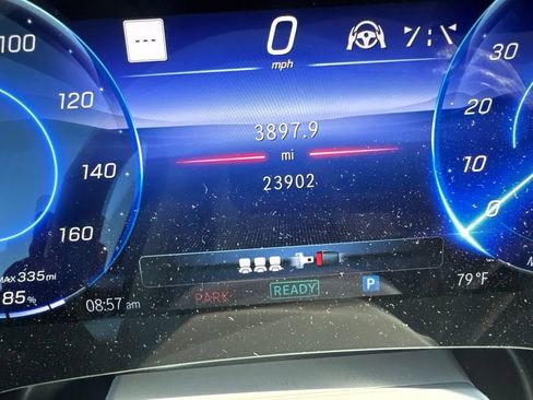 Used 2023 Mercedes-Benz EQS 580 4MATIC SUV image 11
