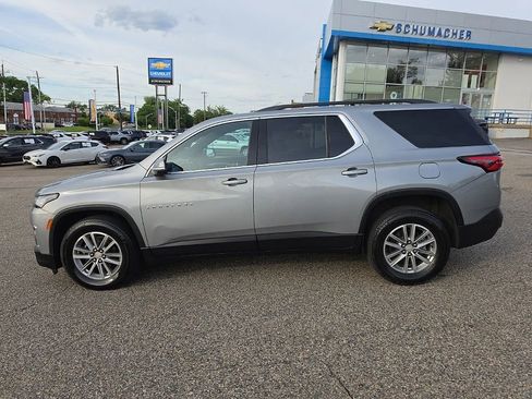 Used 2023 Chevrolet Traverse LT AWD/4WD image 6