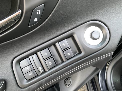 Used 2014 Buick LaCrosse Leather image 12