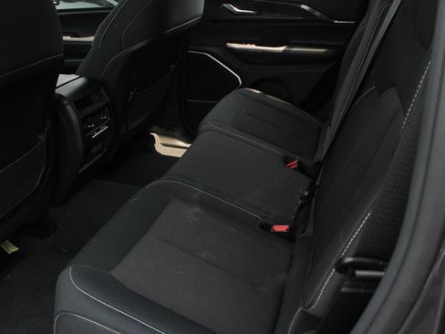 Used 2022 Jeep Grand Cherokee Laredo w/ Luxury Tech Group I AWD/4WD image 20